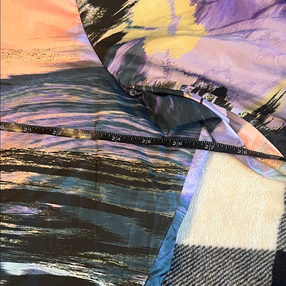 Happy Camper by TORRID Abstract Multicolor Windbreaker Jacket plus size  2X - Picture 11 of 14